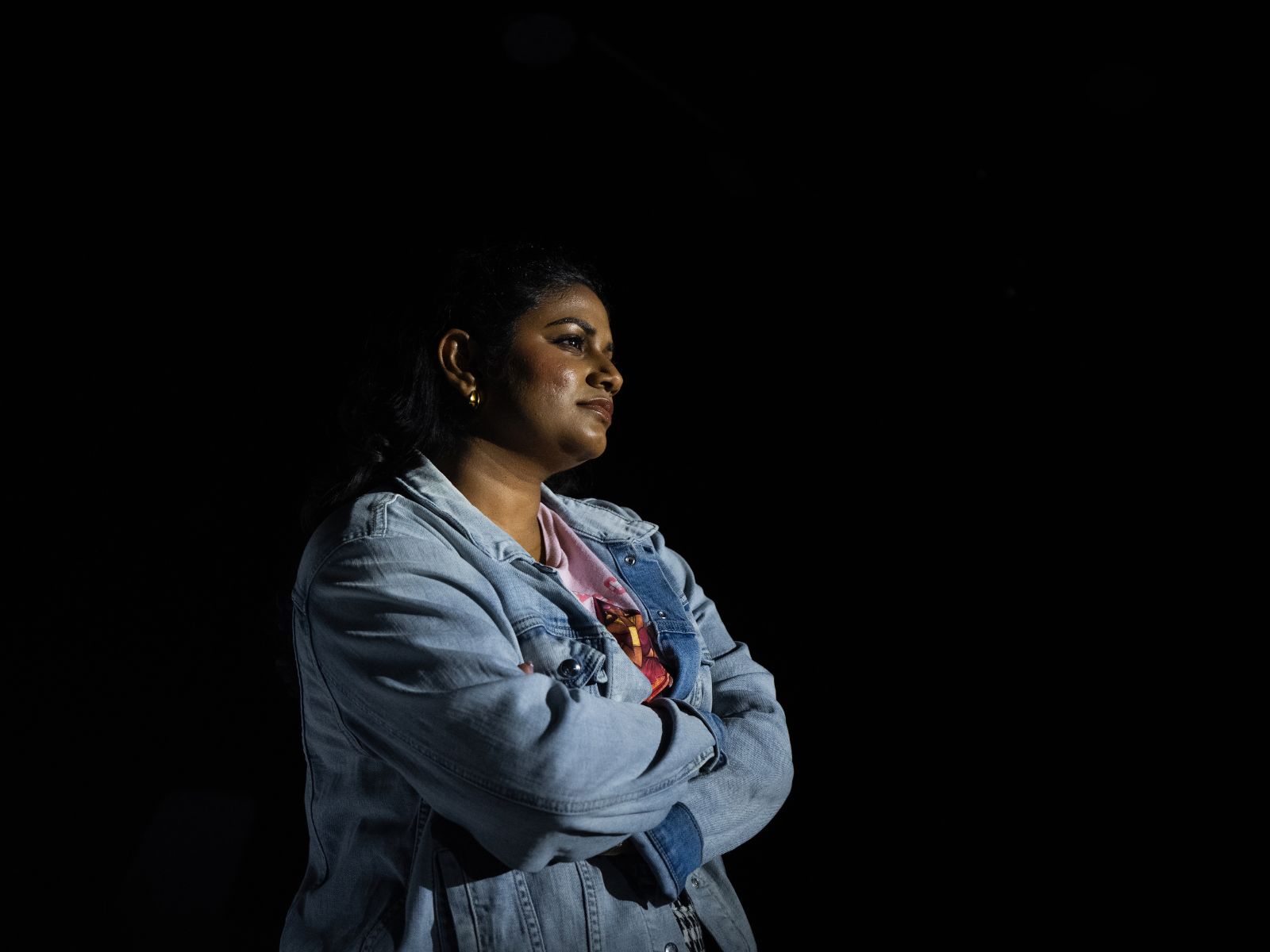 Laari thinking — Vinaya Elijala in The Algorithm of Us, Sydney Fringe 2026